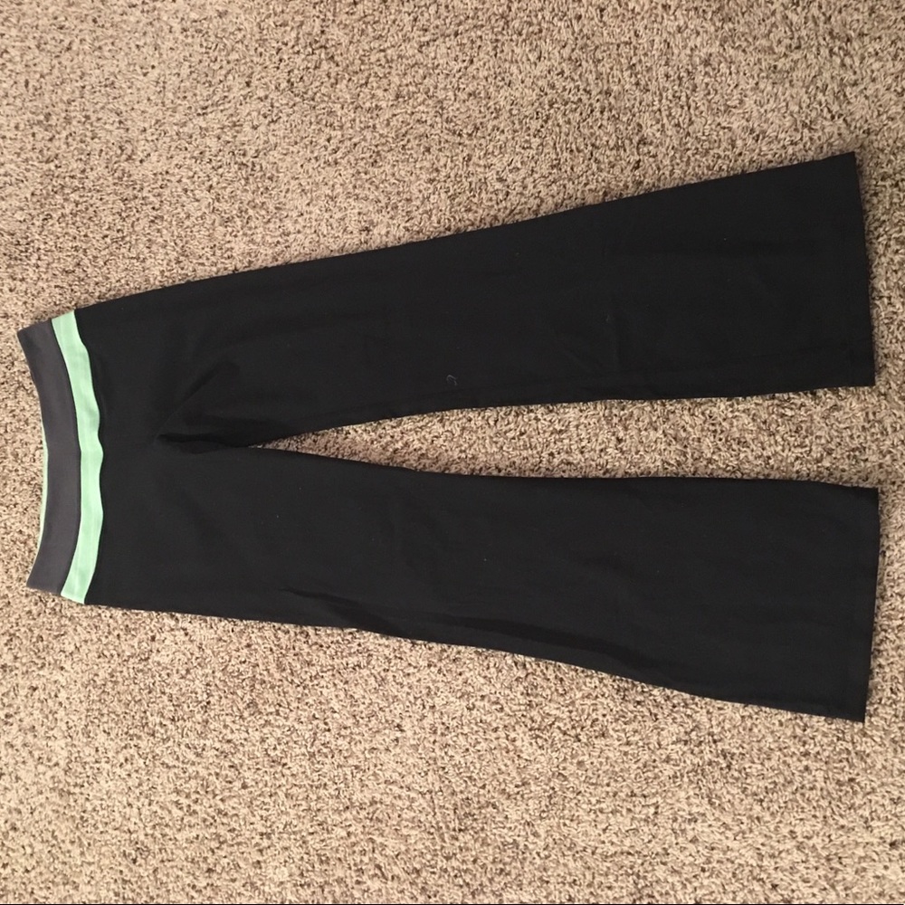 Lululemon wide leg workout pants